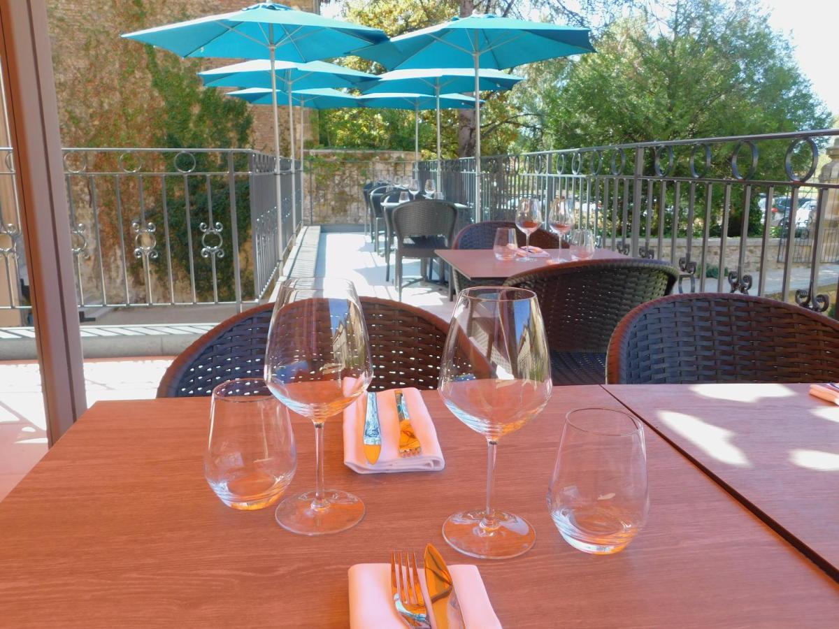 Hotel-Restaurant Des Augustins Saint-Cyprien  Eksteriør bilde