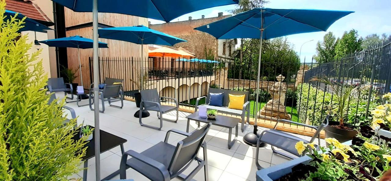 Hotel-Restaurant Des Augustins Saint-Cyprien  Eksteriør bilde